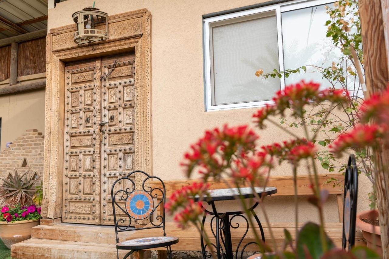 Desert Routes Inn Shvilim Ba Midbar Hazeva Екстериор снимка