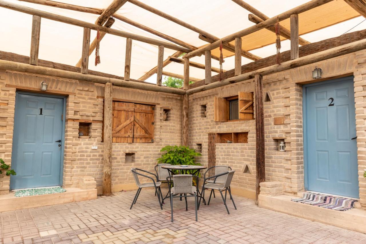 Desert Routes Inn Shvilim Ba Midbar Hazeva Екстериор снимка