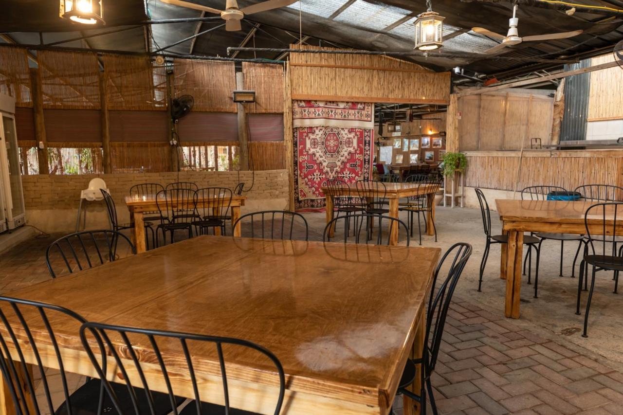 Desert Routes Inn Shvilim Ba Midbar Hazeva Екстериор снимка