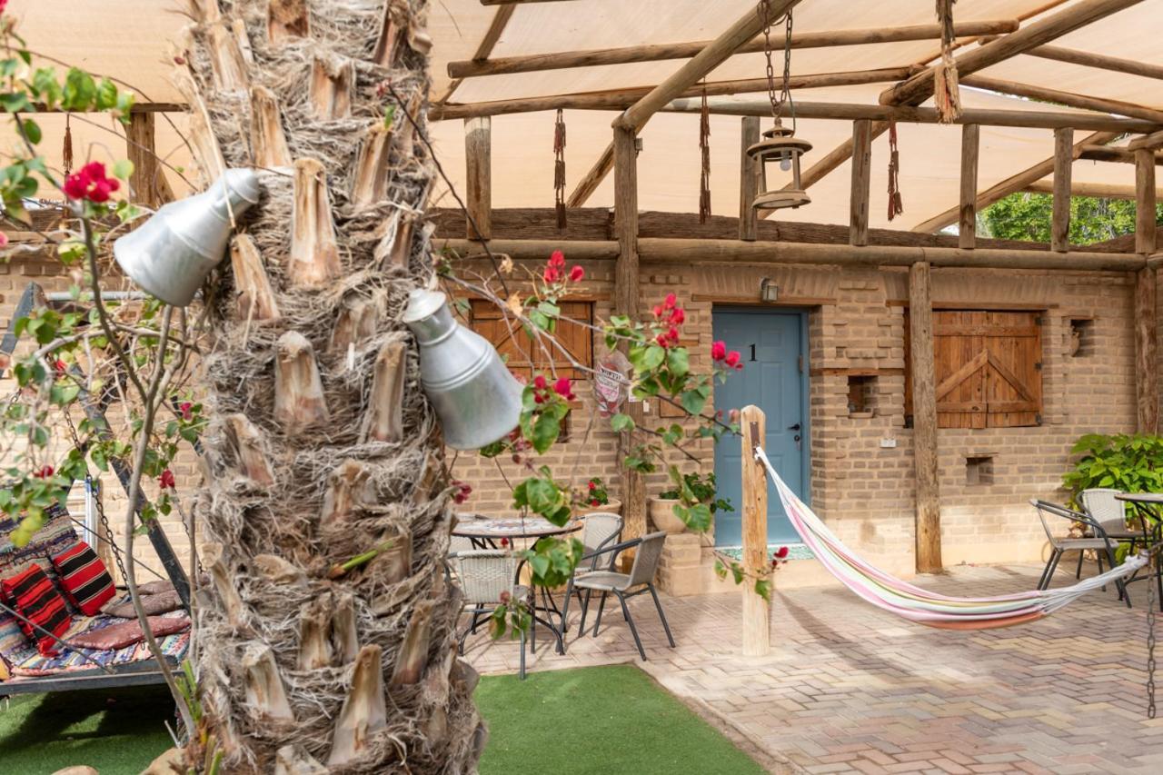 Desert Routes Inn Shvilim Ba Midbar Hazeva Екстериор снимка