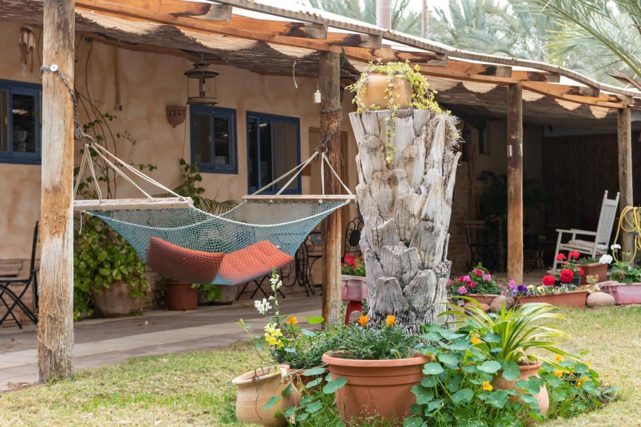 Desert Routes Inn Shvilim Ba Midbar Hazeva Екстериор снимка