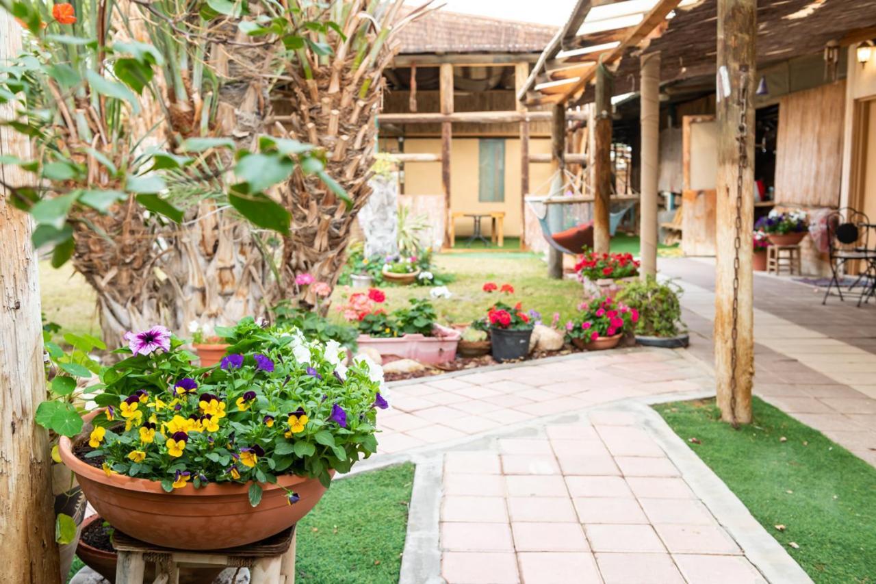 Desert Routes Inn Shvilim Ba Midbar Hazeva Екстериор снимка
